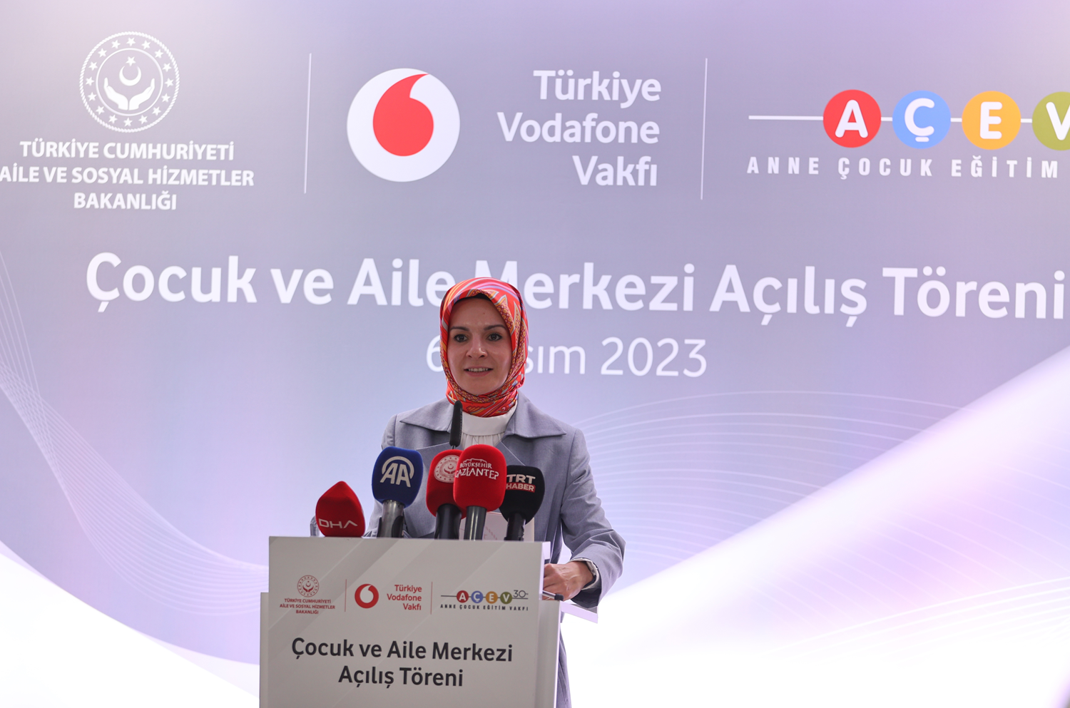 Bakan Göktaş: (Aile ve Gençlik Bankası) Gençlerimize, ailelerimize bir nevi can suyu da olacak