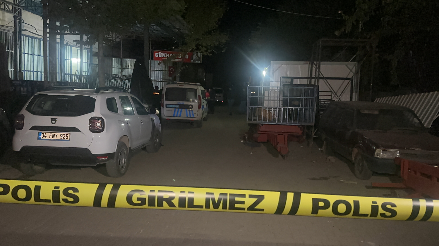 İki grup arasında çıkan silahlı kavgada 1 kişi yaralandı