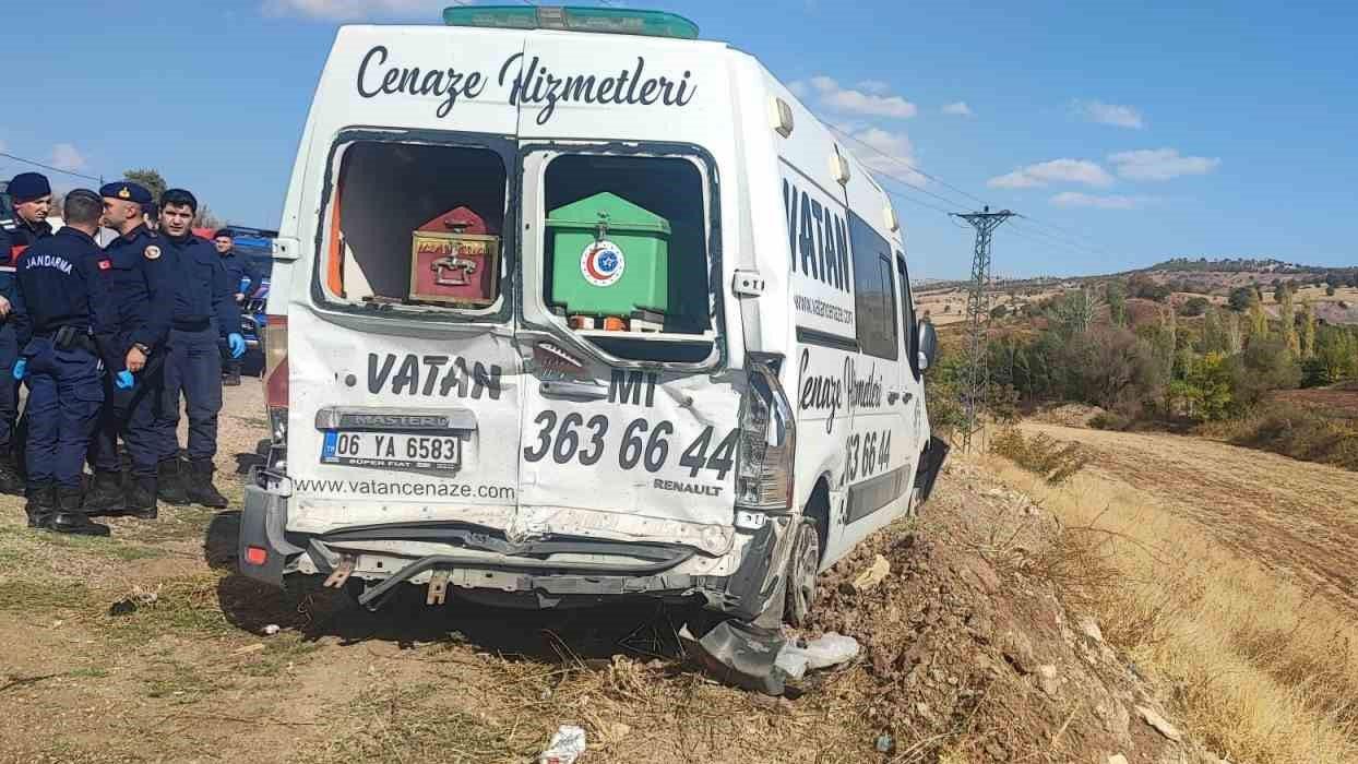 Cenaze aracı çalındı: Kaçıran şahıs kıskıvrak yakalandı