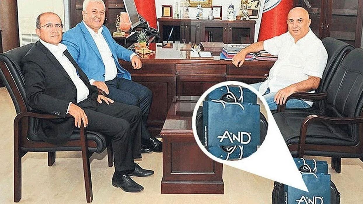 CHP'den partililere kıyak! Tuncay Özkan ve Engin Özkoç'tan 1.5 milyarlık asansör rantı