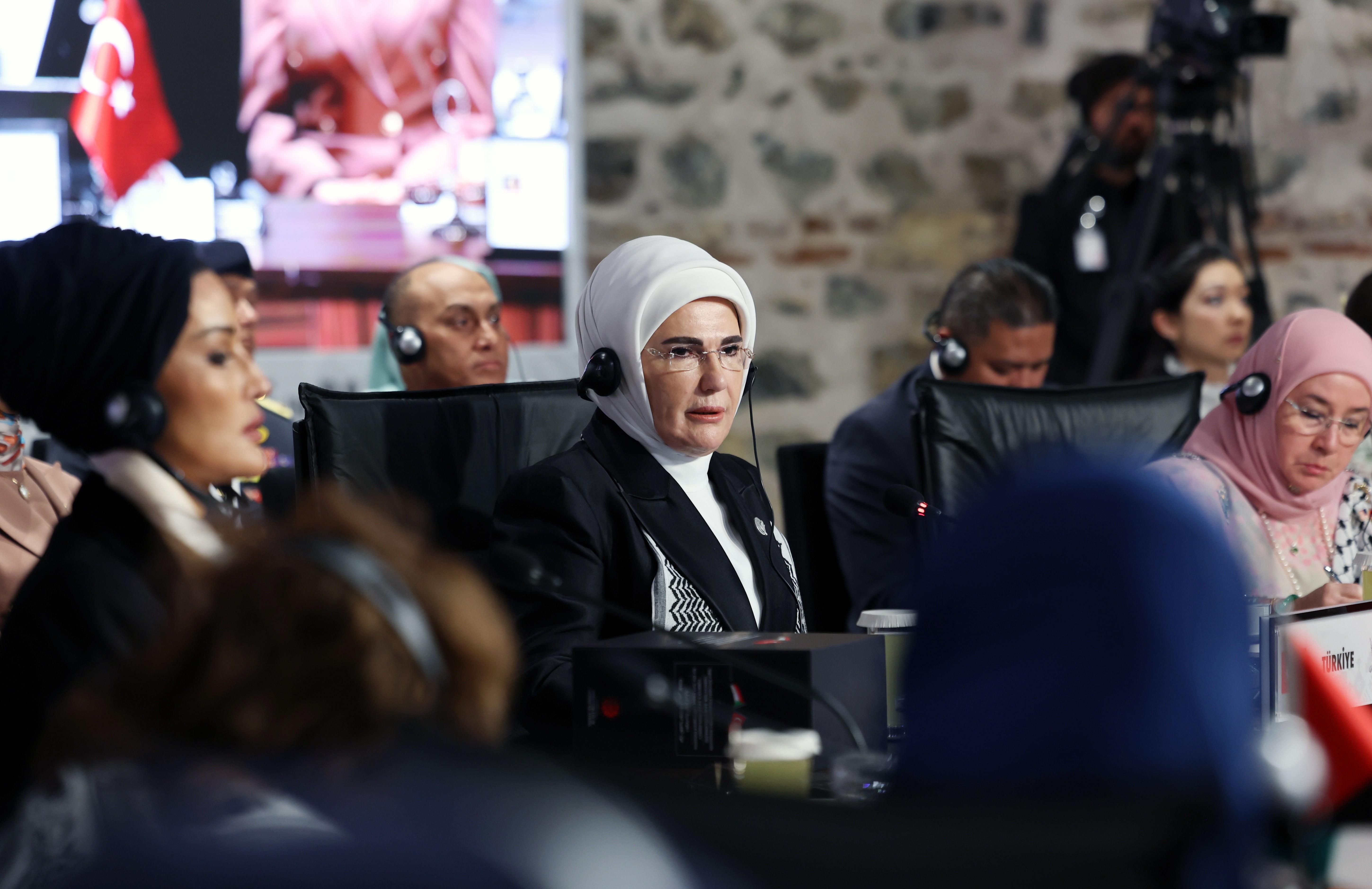 Emine Erdoğan'dan Gazze'deki masumlar için ateşkes paylaşımı