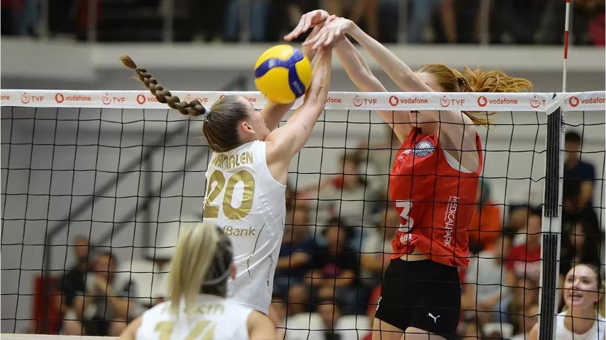 Voleybol Vodafone Sultanlar Ligi'nde 9'uncu hafta
