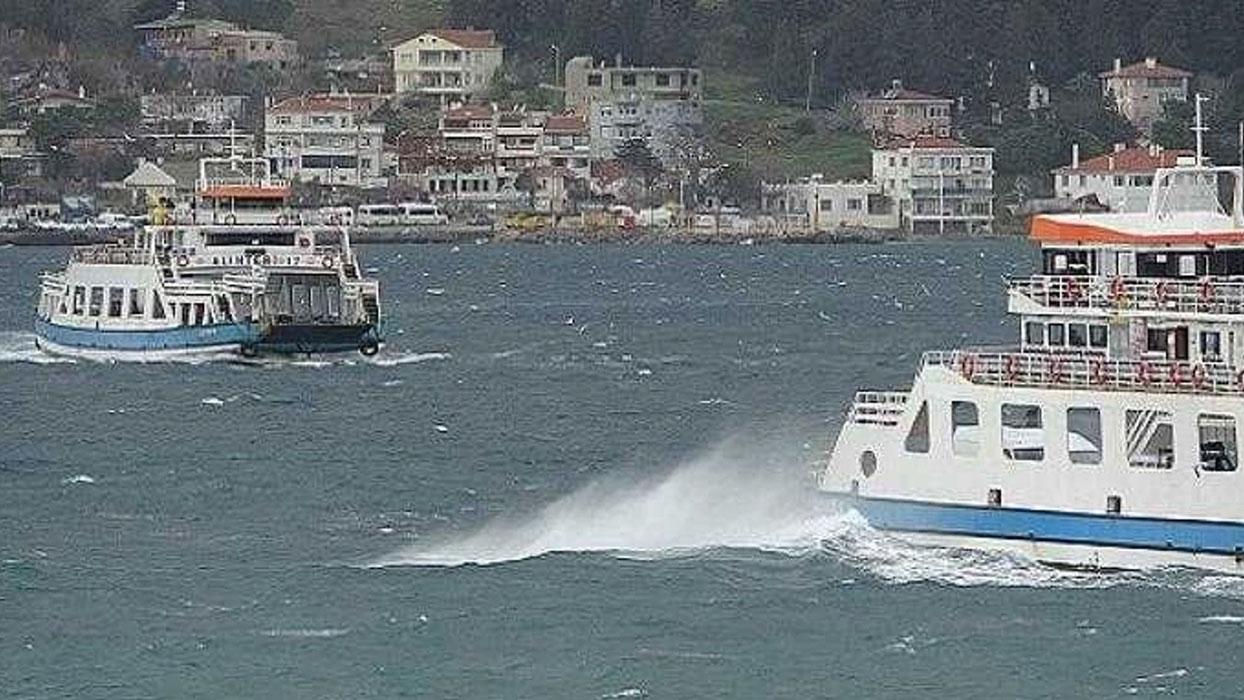 Fırtına nedeniyle Bozcaada ve Gökçeada feribot seferlerine engel!