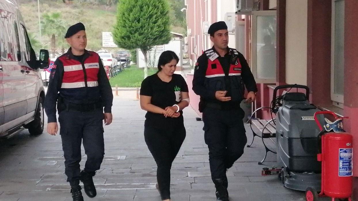 29 yaşındaki kadın, 61 yaşındaki kocasını bıçakladı!