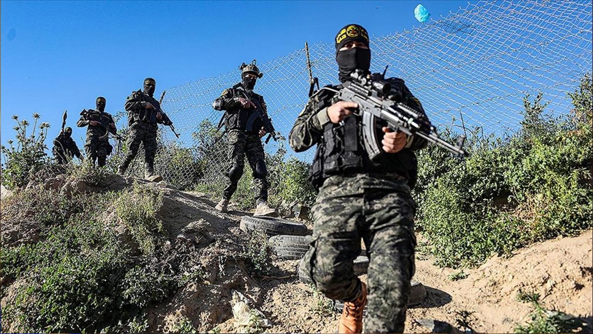 Kassam Tugayları, 10 İsrail askerini öldürdüğünü bildirdi