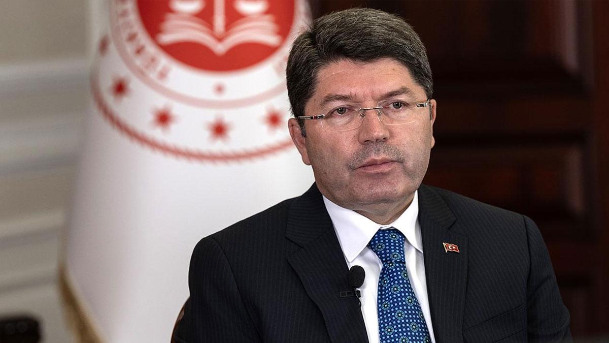 Bakan Tunç: Somali Cumhurbaşkanının oğlunun karıştığı kazada olay yerini inceleyen polisler hakkında soruşturma açıldı