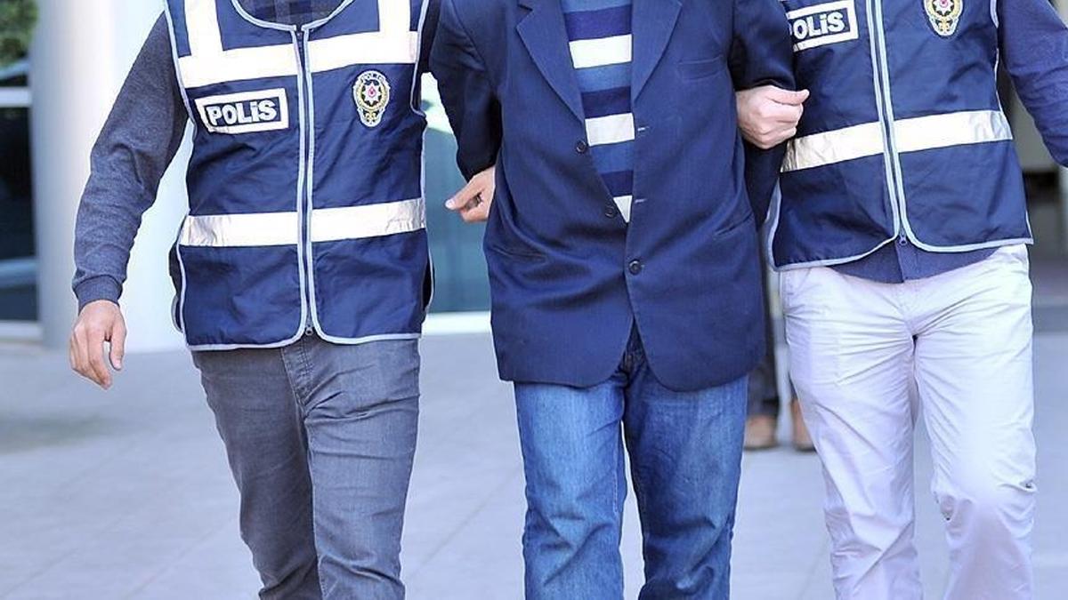 Bandırma'da FETÖ üyesi bir şahıs yurt dışına kaçarken yakalandı