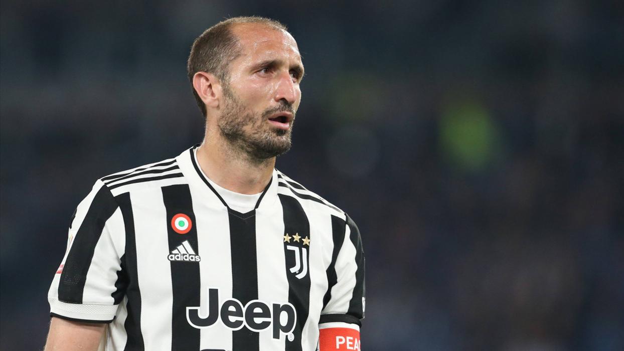 Chiellini futbola veda etti!