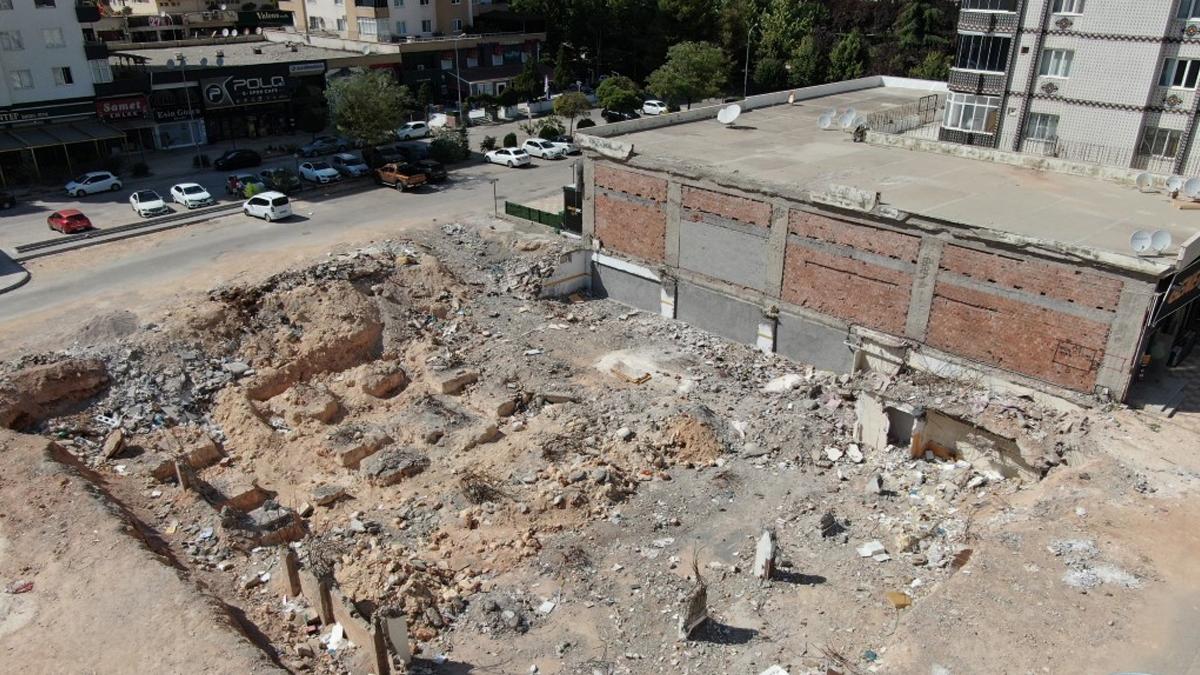 Gaziantep'teki 11 katlı Emre Apartmanı davası görüldü