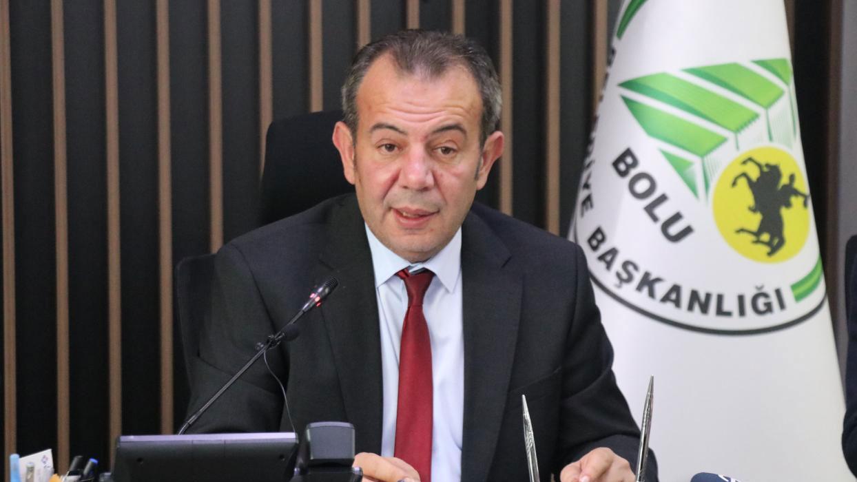 "Erdoğan kazanırsa aday olmayacağım" diyen Tanju Özcan verdiği sözü tutmayarak CHP'den aday oldu