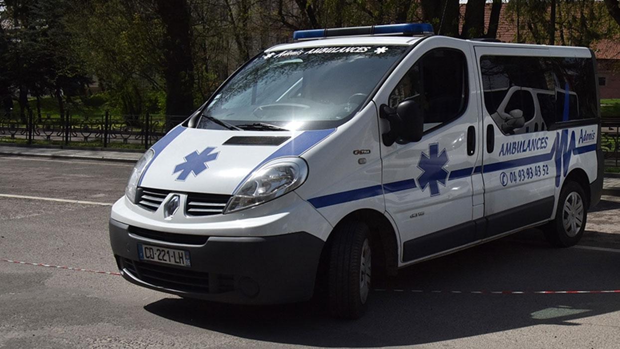 Ukrayna'da bir milletvekili toplantı sırasında el bombaları patlattı
