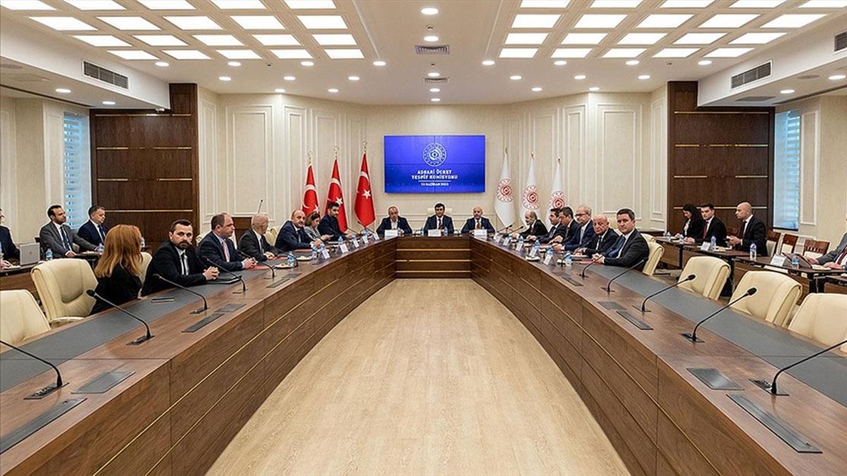 Yeni asgari ücret ne kadar olacak? Toplantı sonrası ilk açıklama