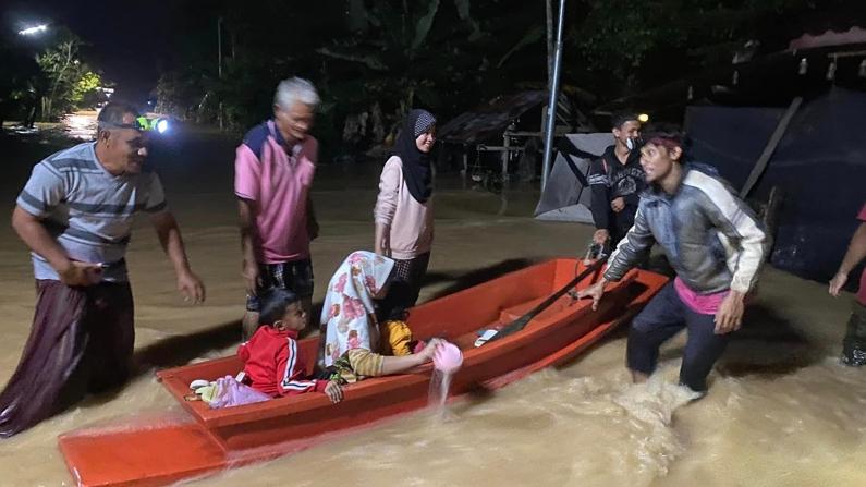 Tayland'ın güneyinde sel felaketi: 20 bin ev selden etkilendi
