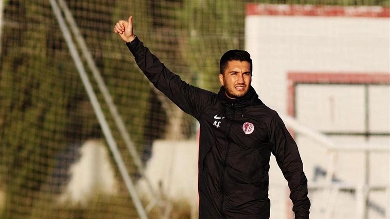 Borussia Dortmund hayaline kavuşan Şahin, Antalyaspor kariyerine 142 maç sığdırdı