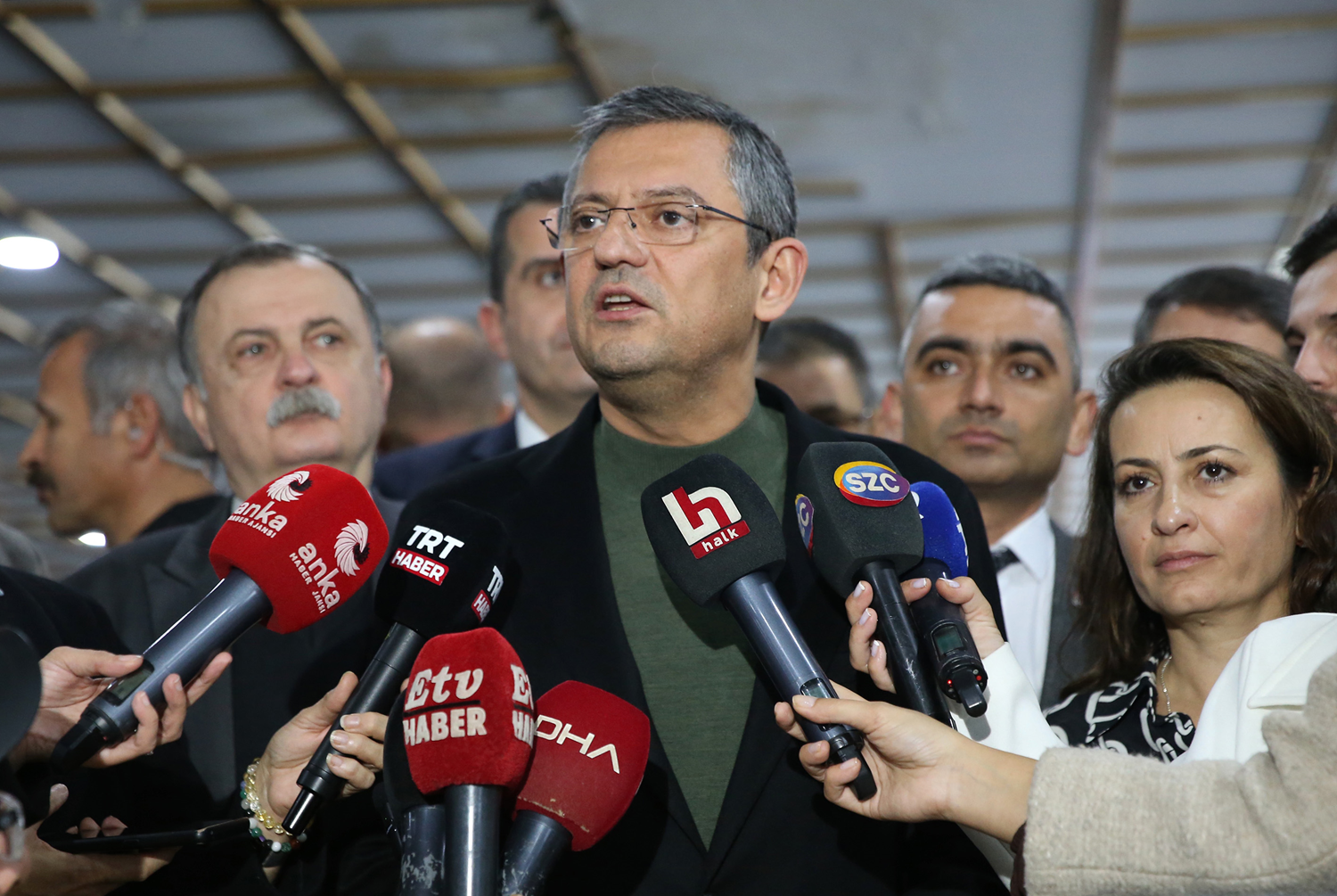 Özgür Özel'e beklenmedik 'ön seçim' darbesi