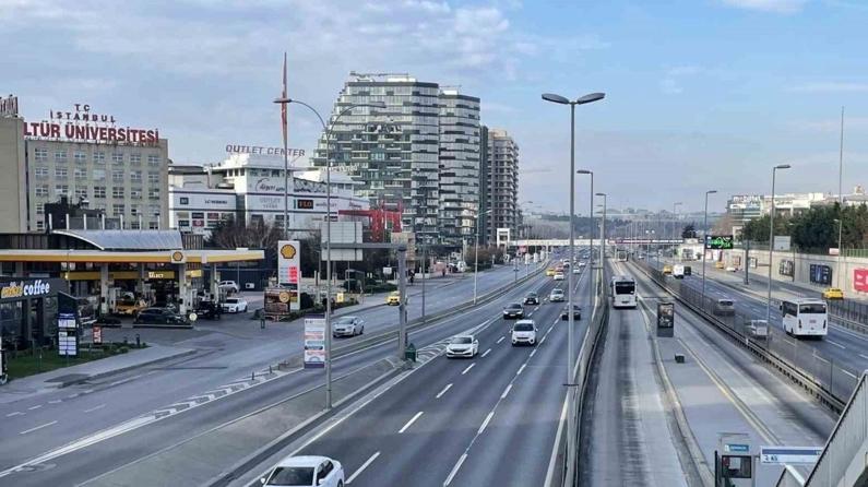 İstanbul'da yeni yılın ilk gününde trafik yüzde 1'e düştü