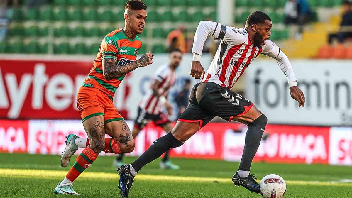 Transfer yasağı olan Samsunspor'a bir darbe de Afrika Kupası'ndan