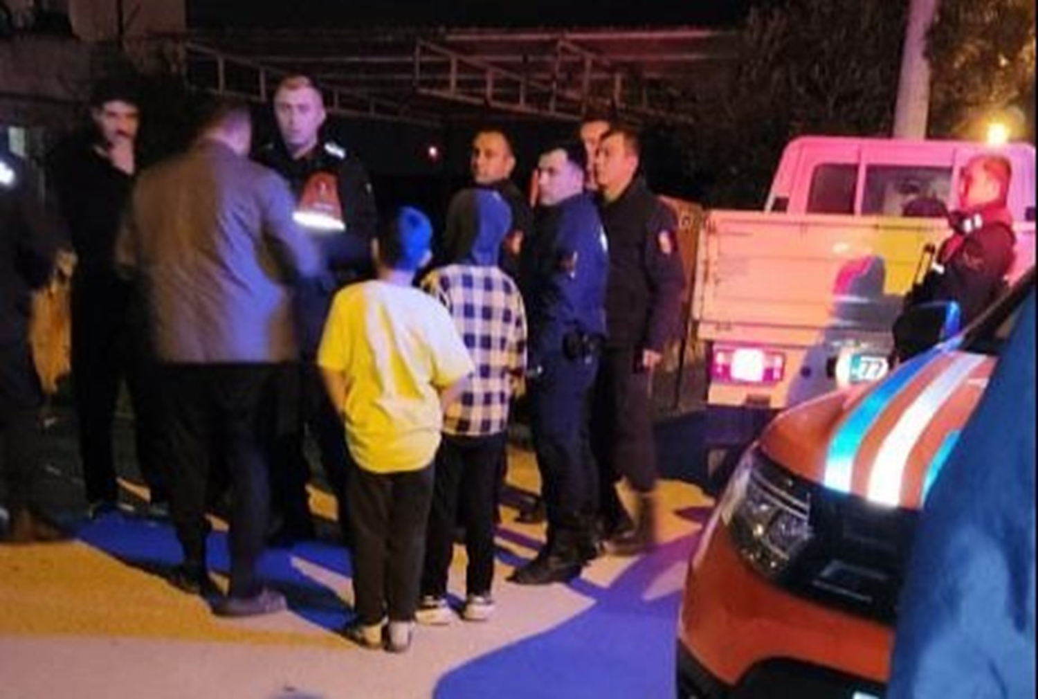 Çeşme'de cinayetin ardından silahlı kavga: Öz ağabeyini vurdu: Öz ağabeyini vurdu