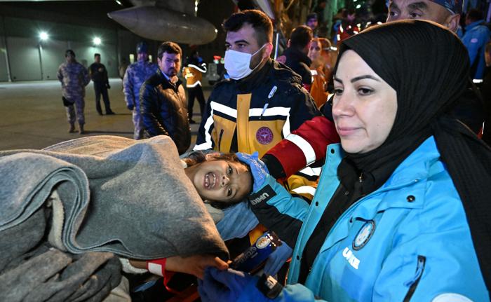 85 Hasta Ve Yaralı Tedavi Için Ankara'da... Türkiye'den Gazze'ye Yardım Eli