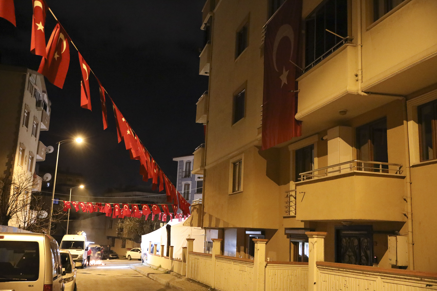 Şehit Piyade Uzman Çavuş Ahmet Köroğlu'nun ailesine şehadet haberi verildi