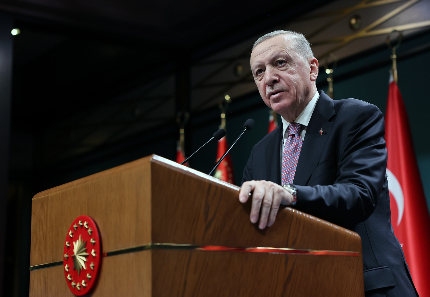 Cumhurbaşkanı Erdoğan'dan emekliye müjde: En düşük maaş 10 bin TL'ye yükseldi