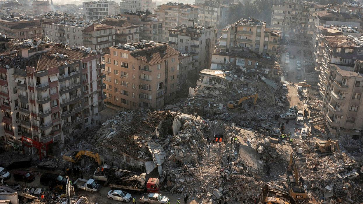 Deprem bölgesindeki meclis üyeliği adaylıkları için AK Parti'den önemli kriter