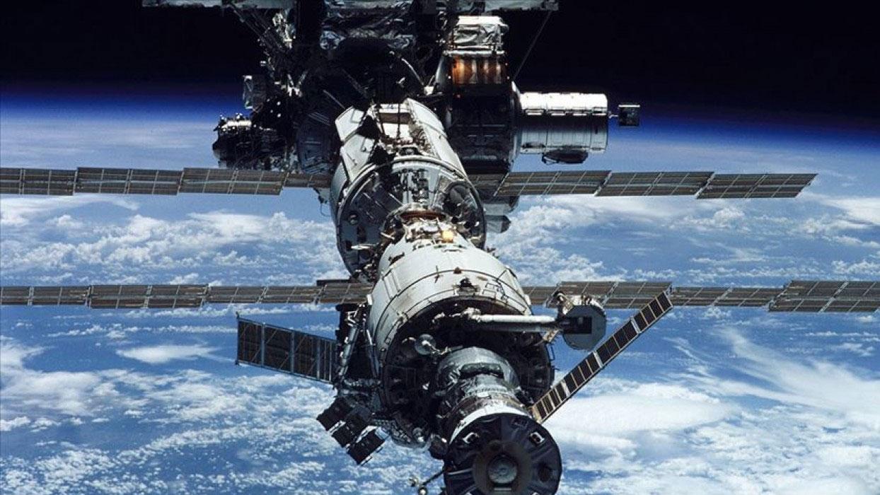 İlk Türk astronot Alper Gezeravcı'ya ev sahipliği yapacak Uluslararası Uzay İstasyonu, 2000'den bu yana bilinmezlere ışık tutuyor