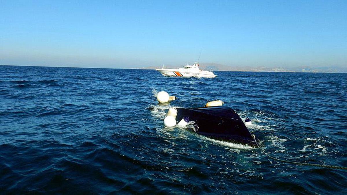 Güney Kıbrıs Rum Yönetimi sahilinde sığınmacı teknesindeki çocuk hayatını kaybetti