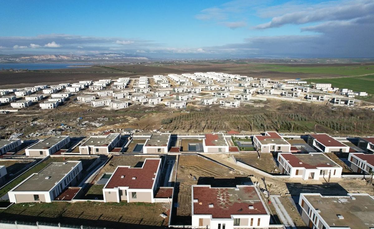 Ölüm villalarında yeni detaylar! Kazıksız temel attı, imzadan kaçtı