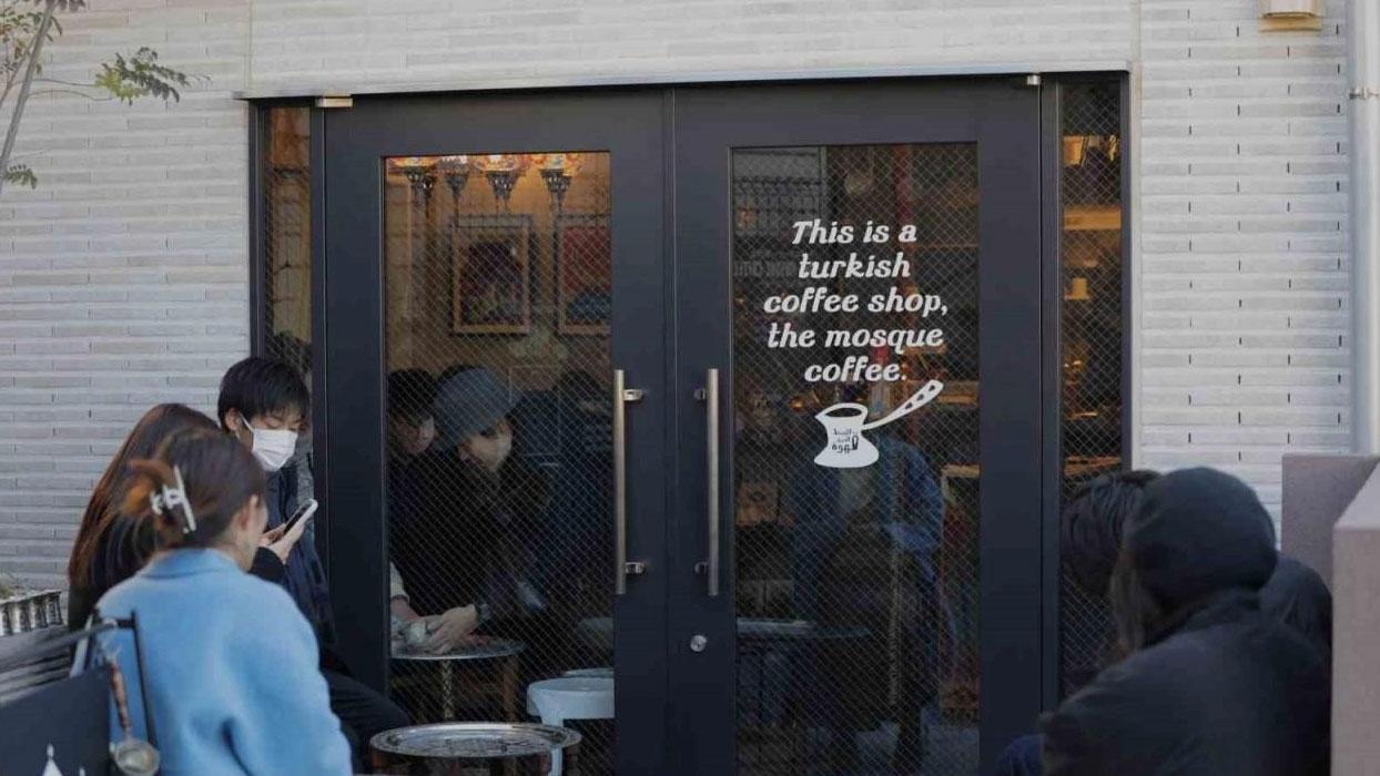 Tokyo'daki "Cami Kahvecisi", Japonları Türk kahvesinin eşsiz lezzetiyle buluşturuyor