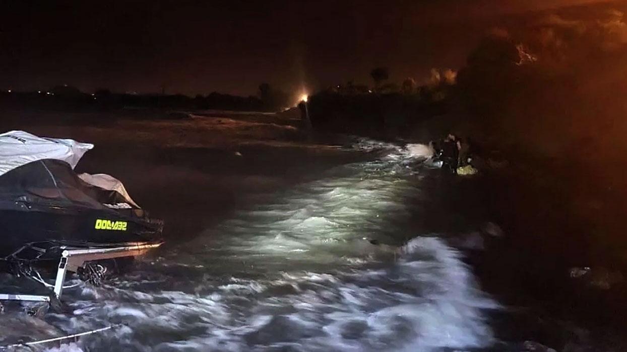 Dikili'de balıkçı teknesi battı: 3 ölü, 2 kayıp