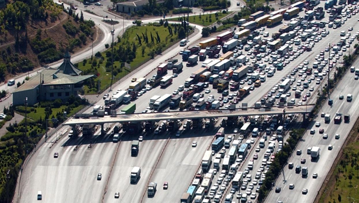 İstanbul'da trafik sorunu için yeni adım: Tüm karayollarında gişeler kalkacak!