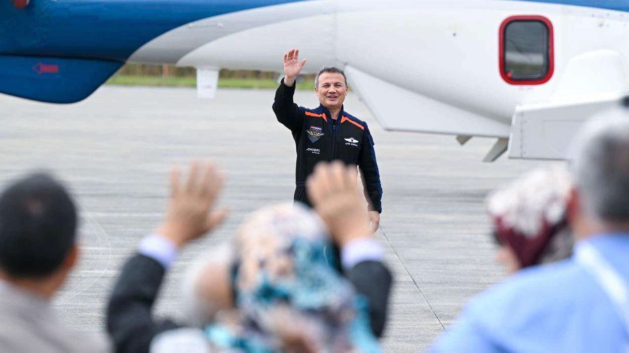 Astronot Alper Gezeravcı'nın babası açıkladı! Uzaya götürdüğü Yörük kültürüne ait eşyalar belli oldu: Kirmen ve nazar boncuğu