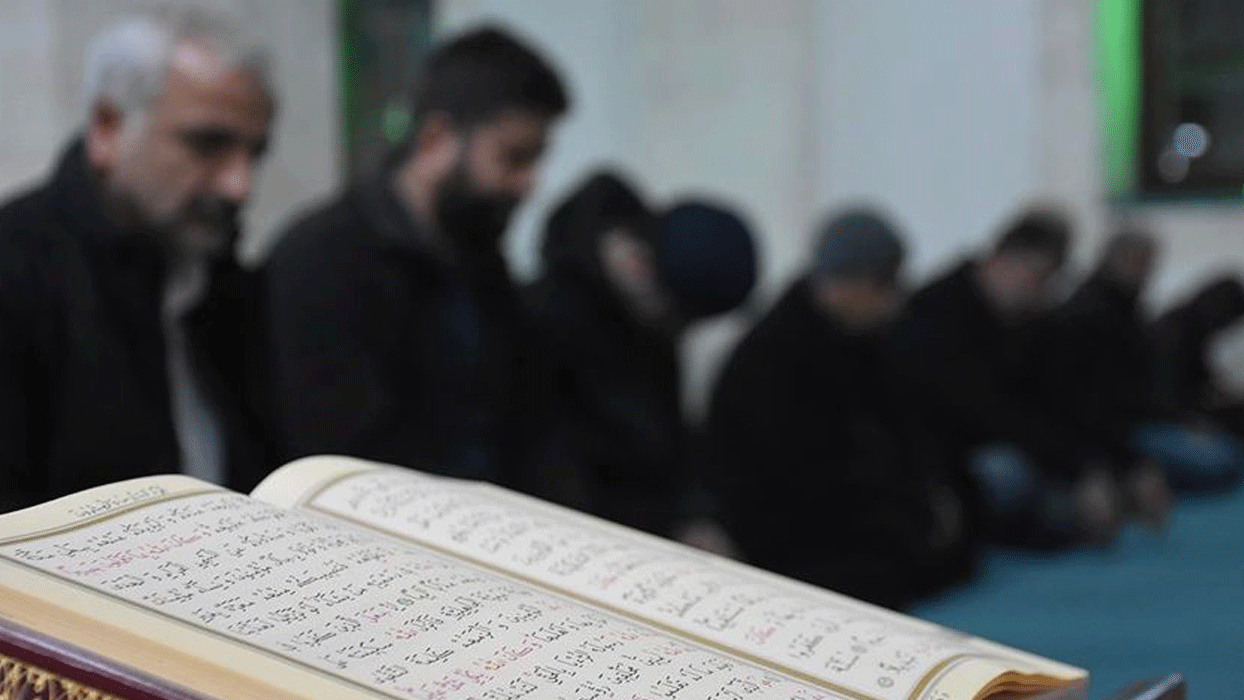 Depremlerde yaşamını yitirenler için sabah namazında hatim duası yapılacak