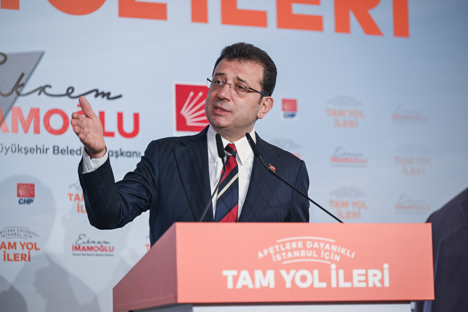 Ekrem İmamoğlu'nun 'ayrı parti' planı! ''Atadığı belediye başkanlarını da alacak''