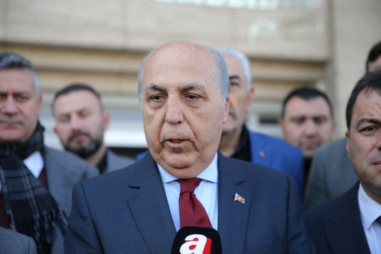 AK Parti Muğla Büyükşehir Belediye Başkan Adayı Ayaydın, İl Seçim Kuruluna adaylık başvurusu yaptı