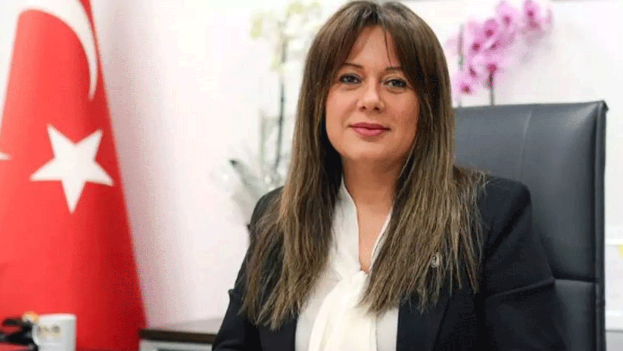 CHP Genel Başkan Yardımcısı Koza Yardımcı, istifa etti