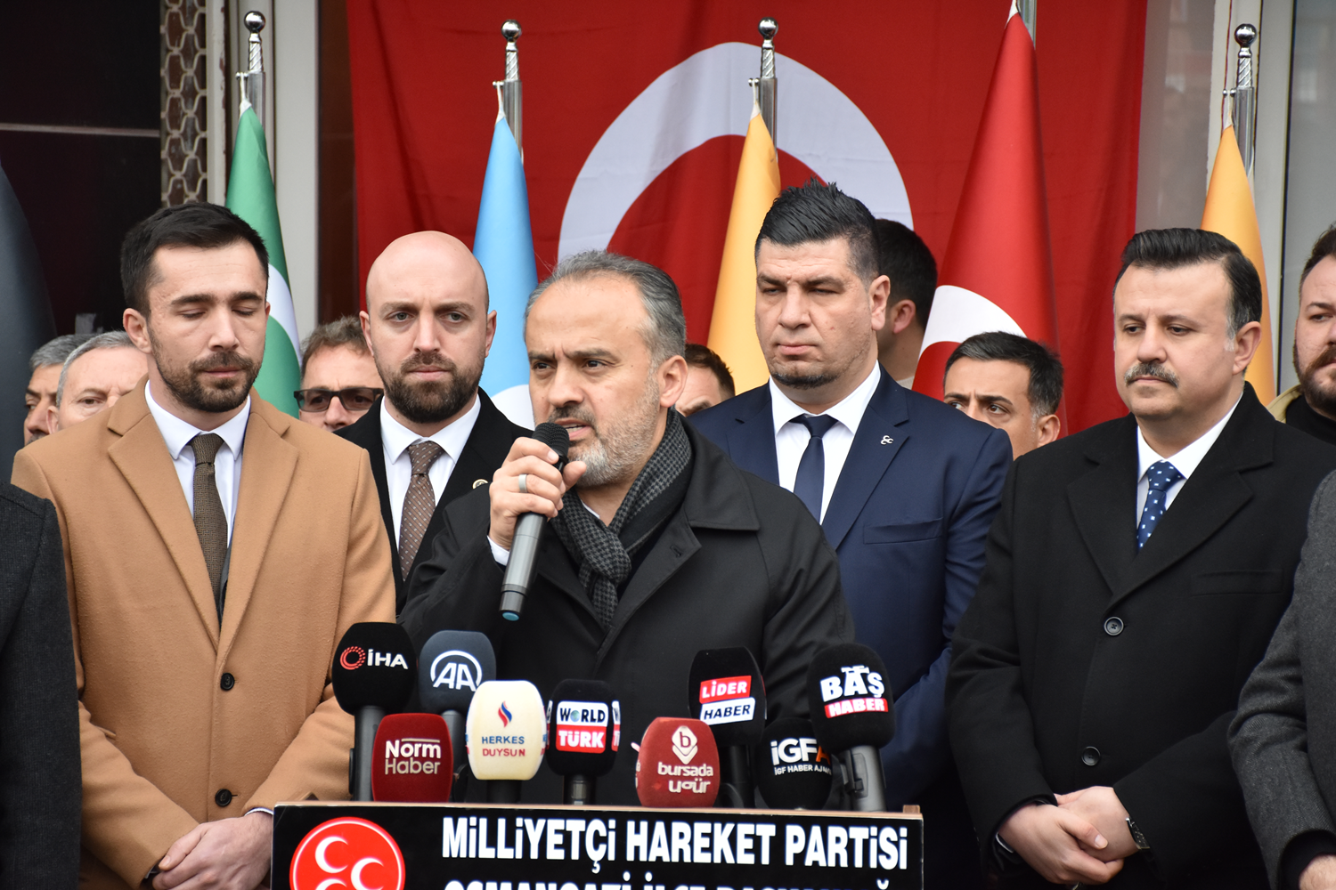 MHP Genel Sekreteri Büyükataman: "Çalmadık kapı, dokunmadık el bırakmayacağız"