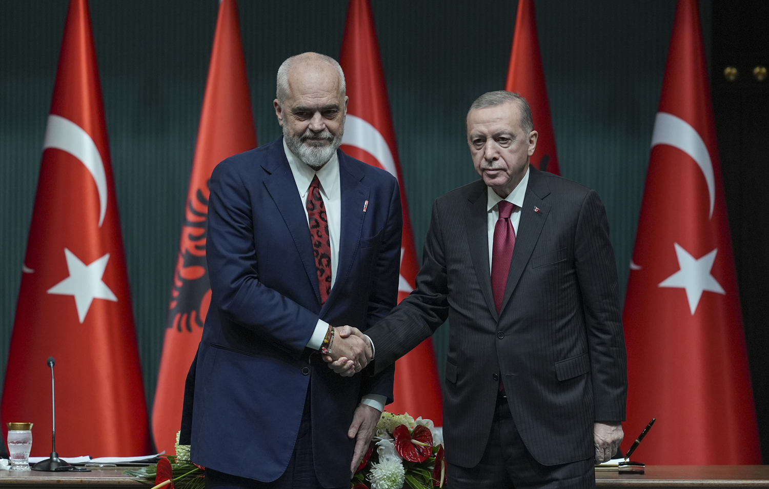 Cumhurbaşkanı Erdoğan: Arnavutluk ile yeni hedefimiz 2 milyar dolar!