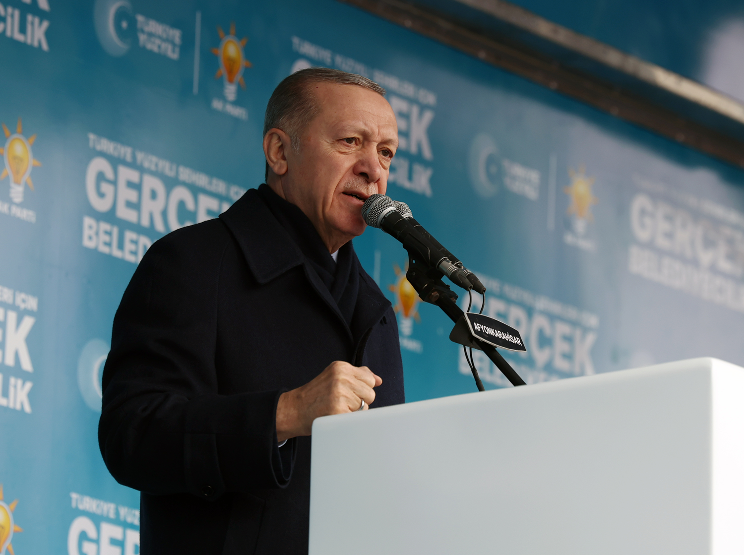 Cumhurbaşkanı Erdoğan'dan muhalefete aday tepkisi: Adaylarını bile belirleyemeyenlerden ülkeye hayır gelmez