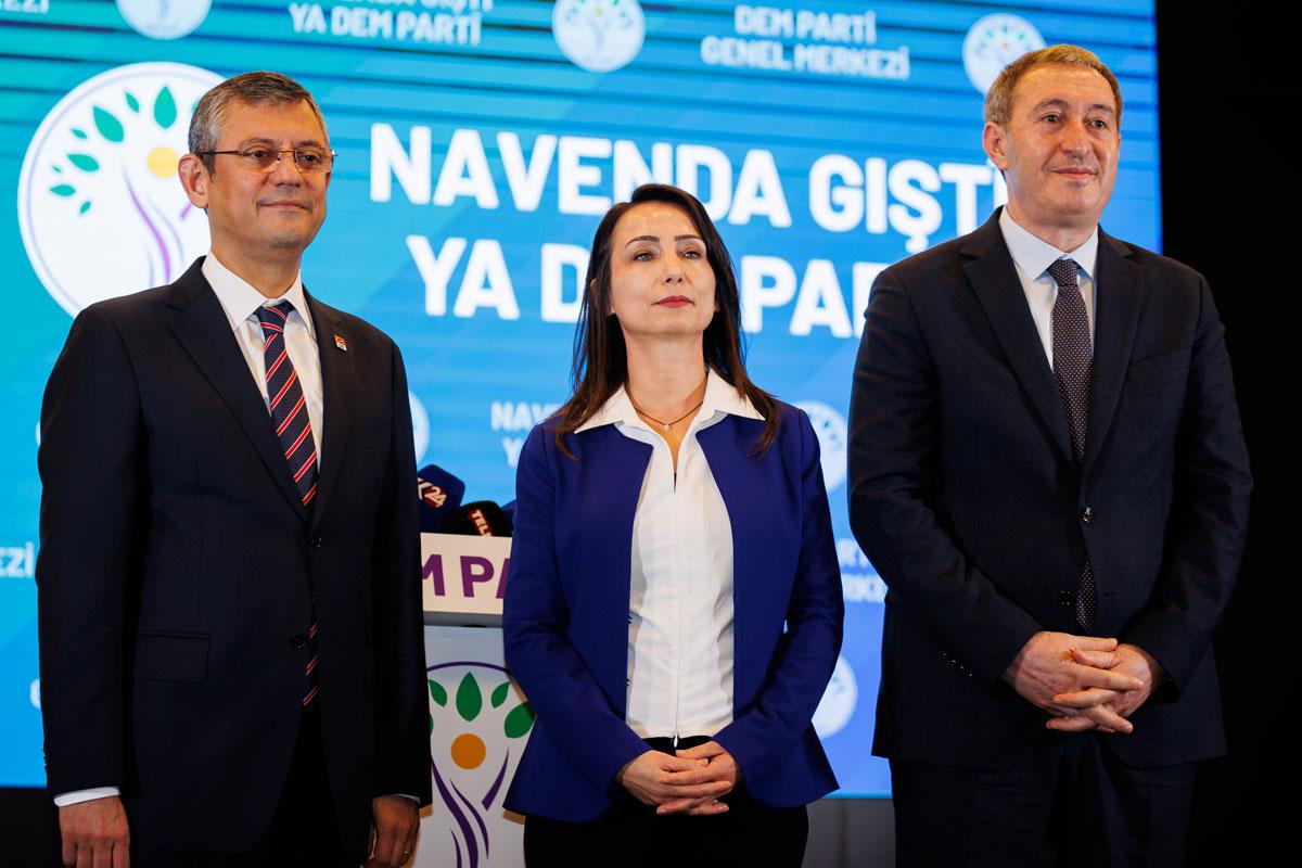 DEM, CHP'yi oynattı!
