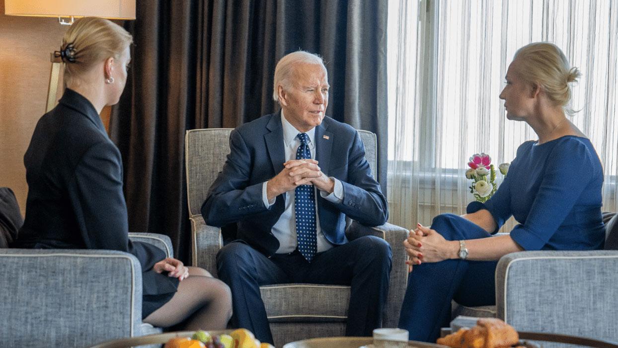 ABD Başkanı Biden, Aleksey Navalnıy'ın eşi ve kızıyla görüştü