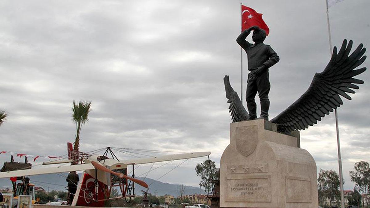 İlk hava şehitleri için anma uçuşu gerçekleştirildi