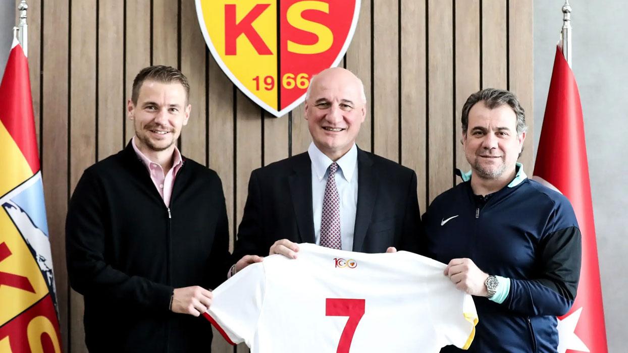 Yunanistan Ankara Büyükelçisi Bizakis'ten Kayserispor'a ziyaret