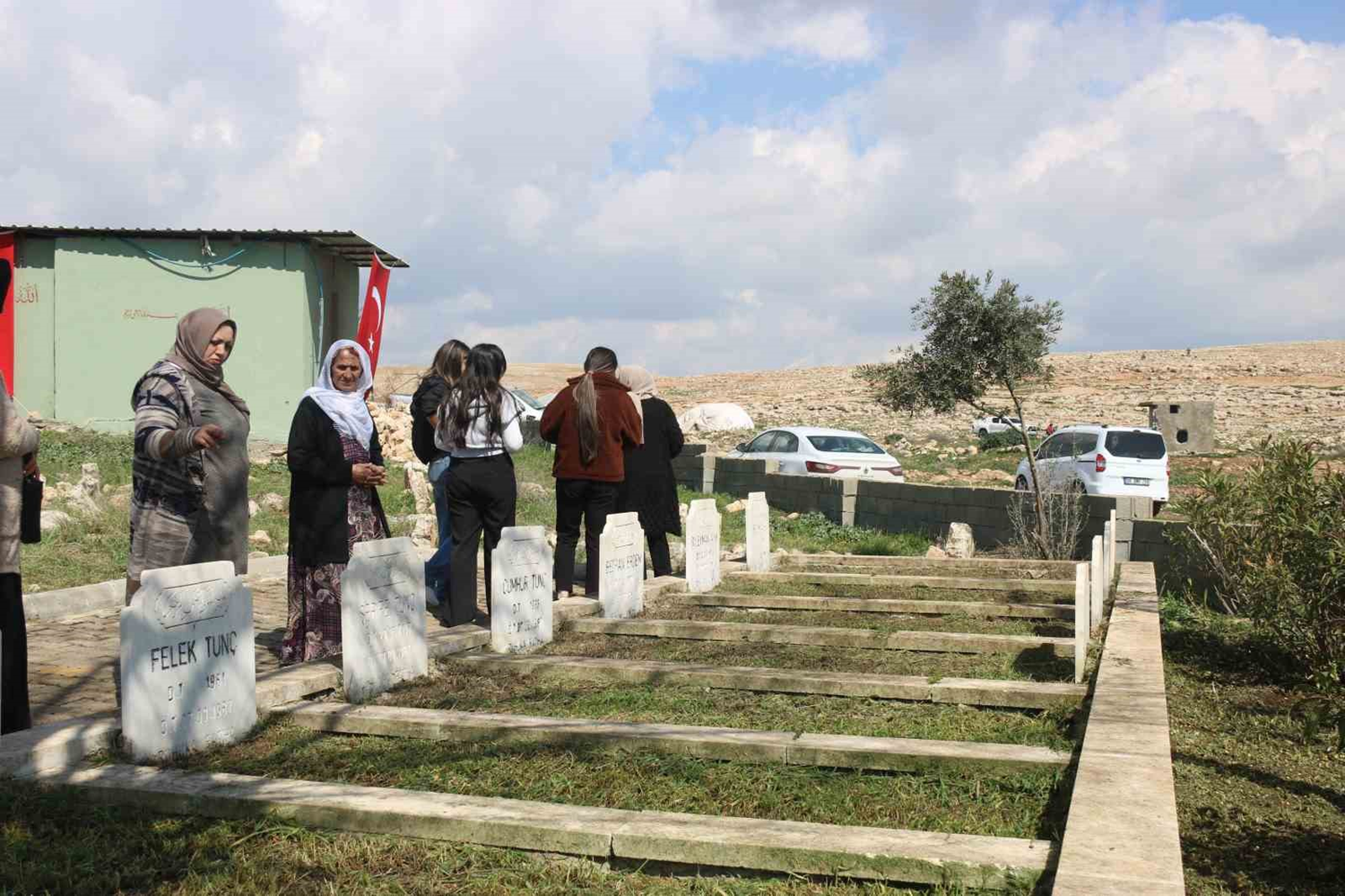 37 yıl önce PKK'lı teröristlerce şehit edilenler Mardin'de anıldı