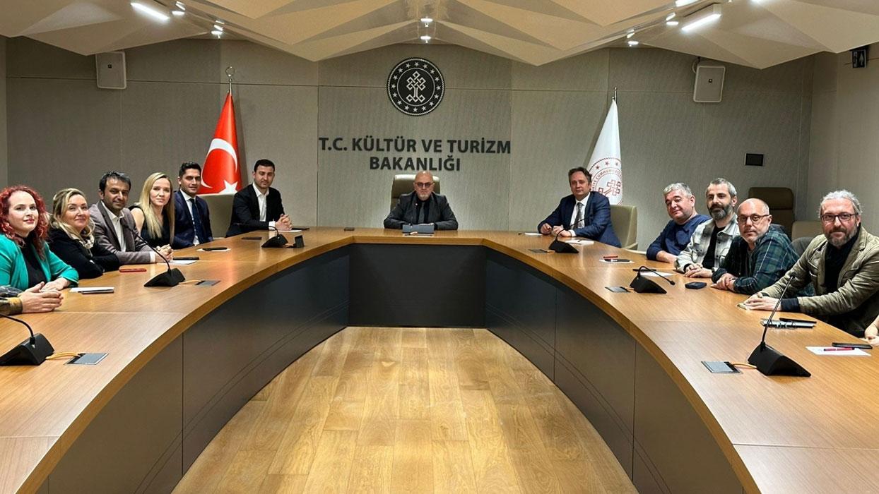 Sinema Genel Müdürü Güven dizi yapımcılarıyla buluştu