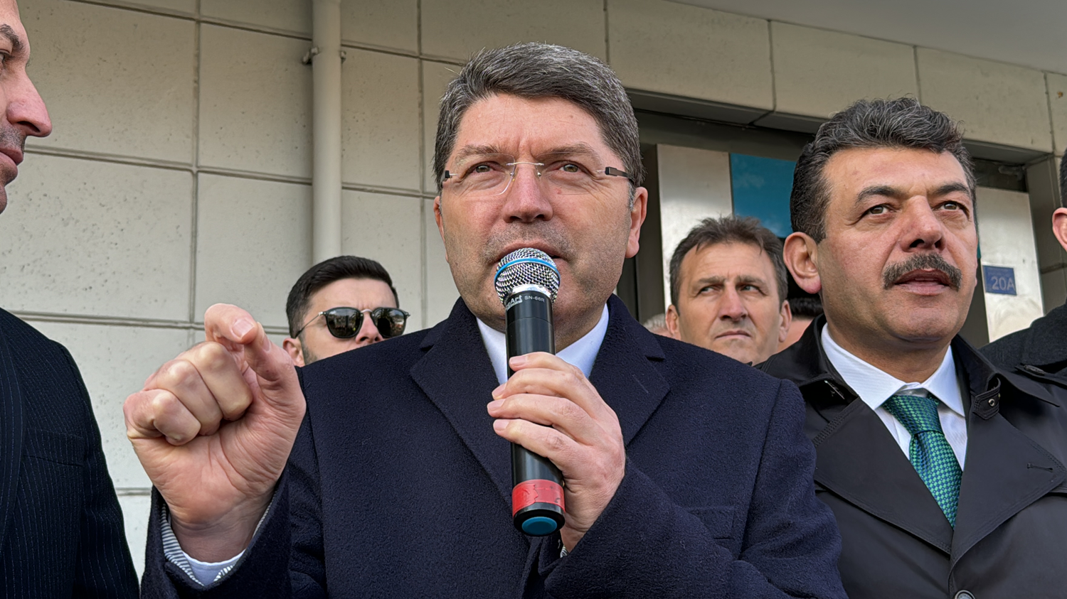 Bakan Tunç: Ülkemizde darbeci anlayış tarihe karışmıştır