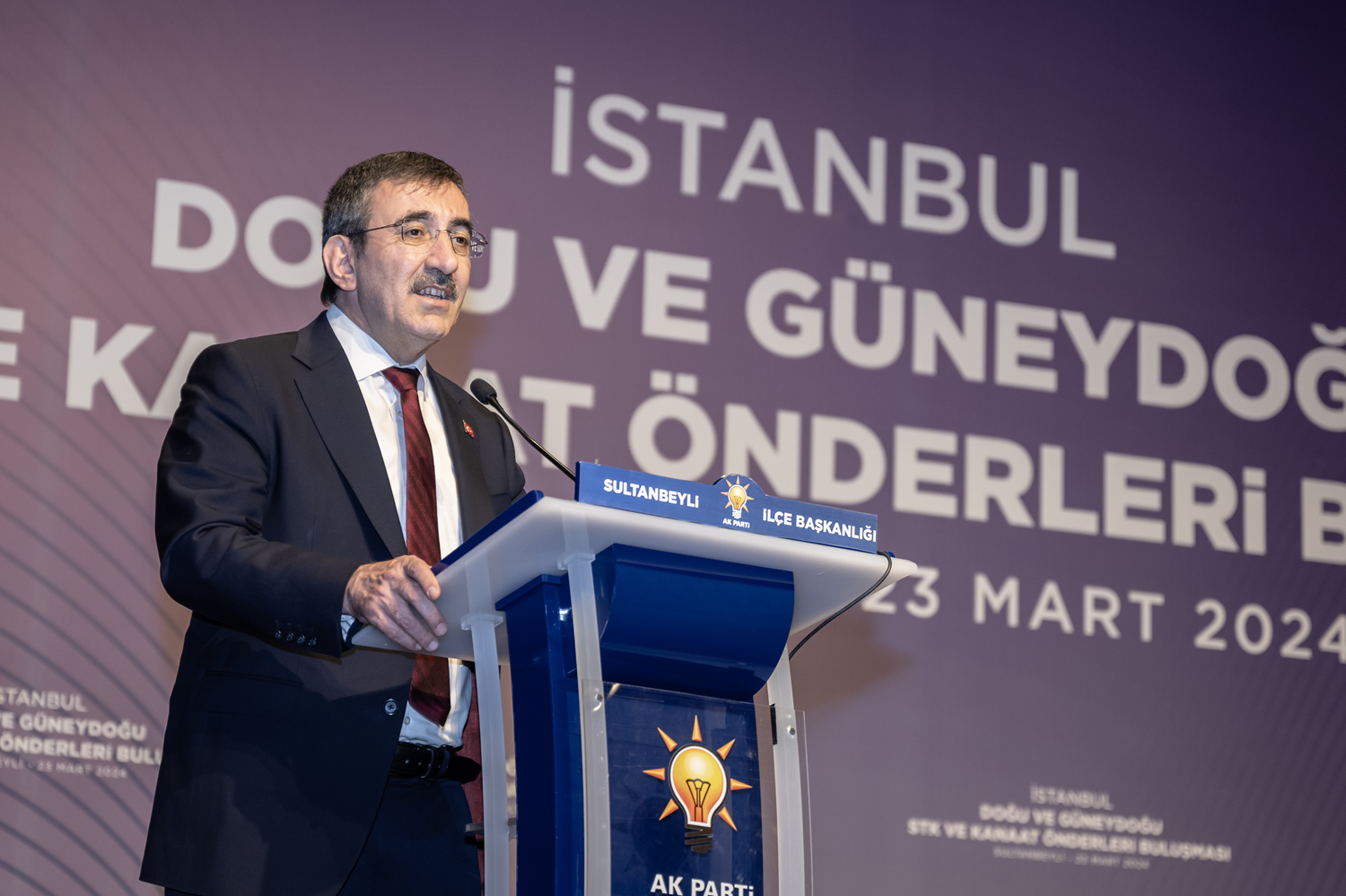 Cumhurbaşkanı Yardımcısı Yılmaz: Murat Kurum, İstanbul için en uygun aday