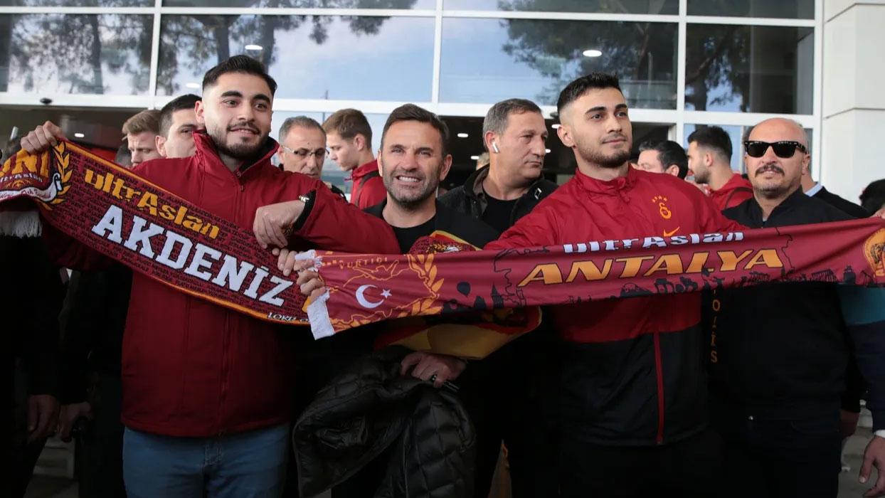 Galatasaray kamp için Antalya'ya geldi
