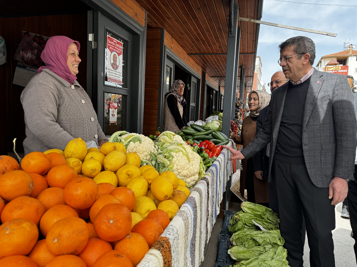 AK Parti'li Zeybekci: Emanete ihanet etmiyoruz, ettirmiyoruz